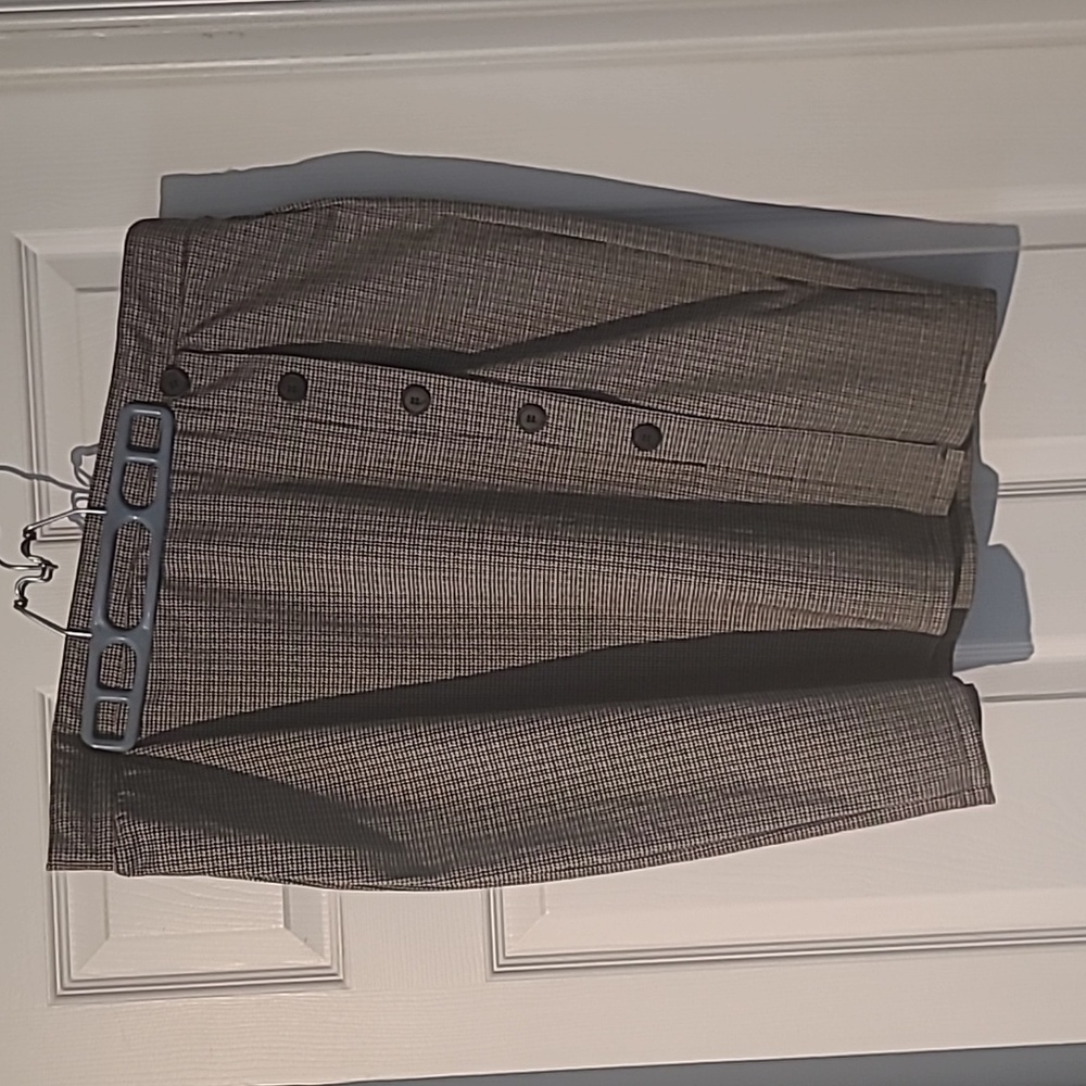 Lily Morgan mini pencil skirt with button detail